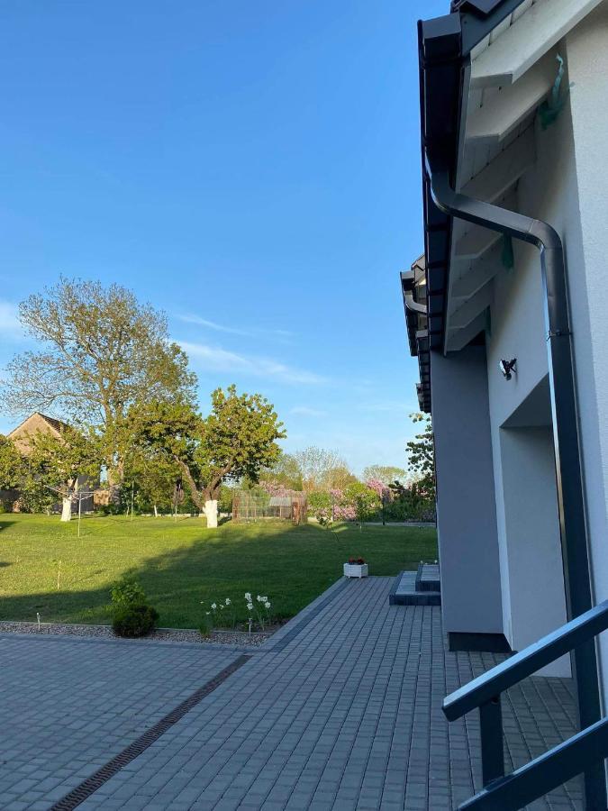 Apartament Nad Jeziorem Welle Колцево Екстериор снимка